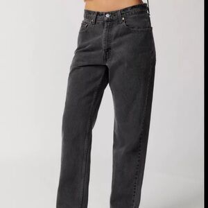 Levi’s 550 black jeans